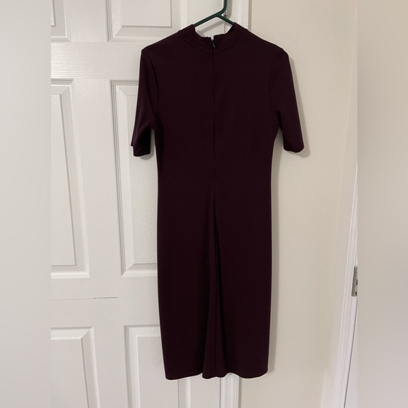 Mid neck plum midi dress - Picture 2 of 2